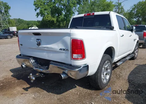 2018 Ram 1500 Laramie z USA, uszkodzony, nr VIN 1C6RR7NT0JS131161